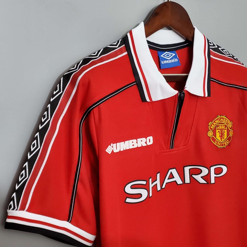 Manchester United 1998/2000 Home Kit