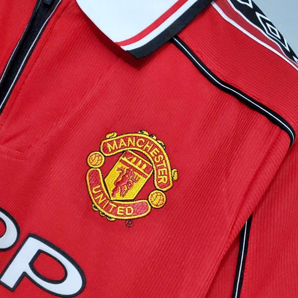 Manchester United 1998/2000 Home Kit