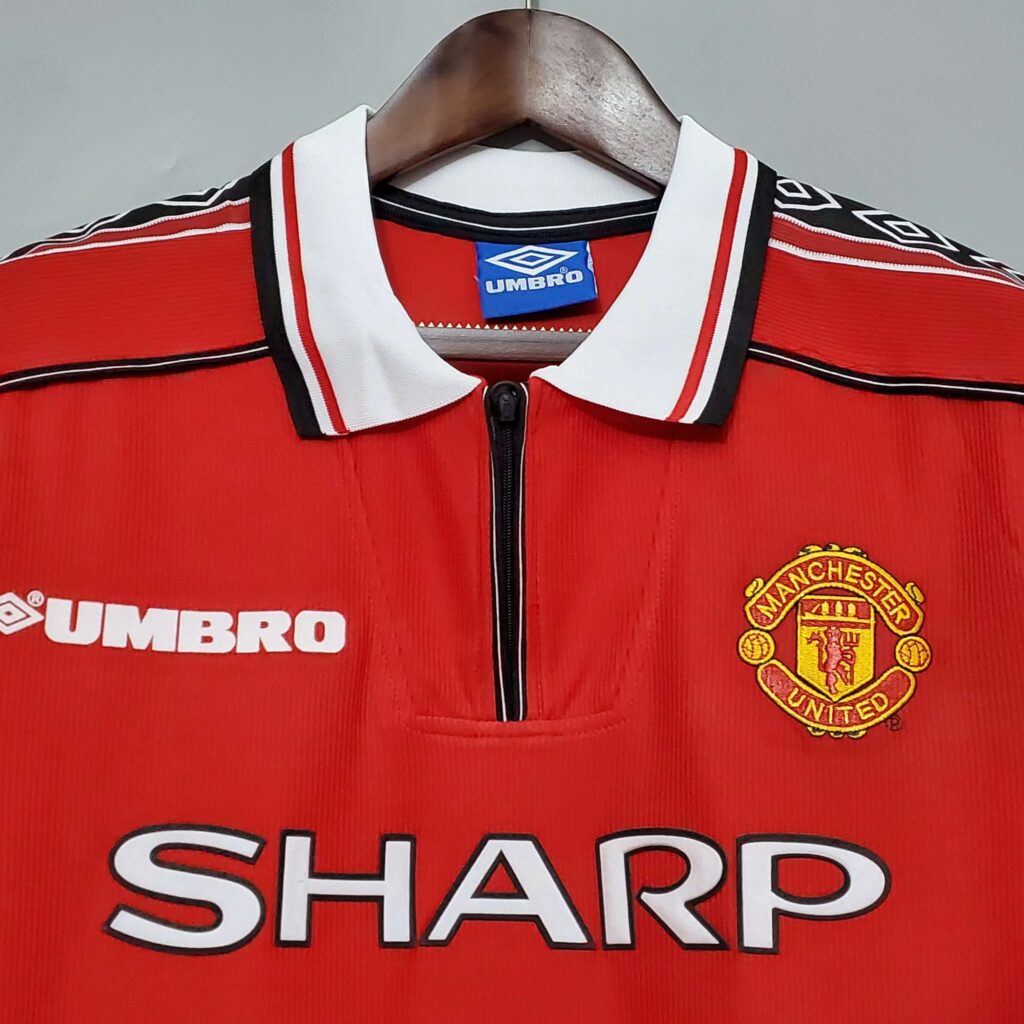 Manchester United 1998/2000 Home Kit